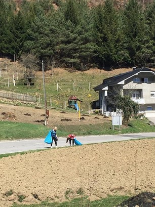 Udruga umirovljenika provela akciju čišćenja okoliša 