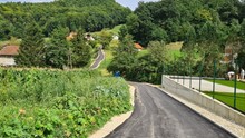 OBNOVA CESTE I IZGRADNJA FEKALNE ODVODNJE  – „ KLAUŽE „
