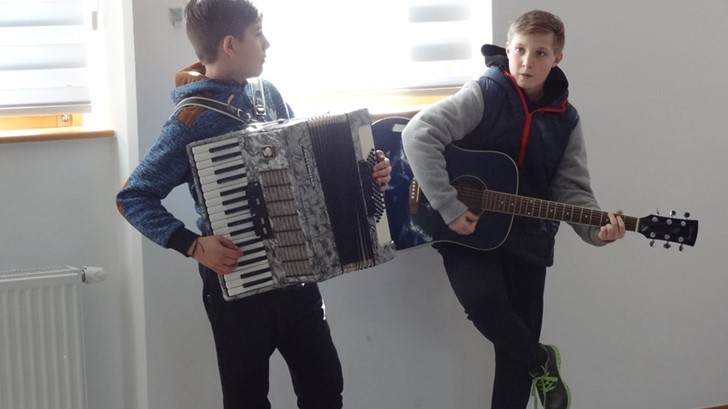 Fašnička povorka kroz Hum na Sutli  