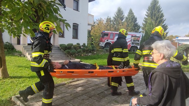 U Poredju održana velika pokazna vatrogasna vježba