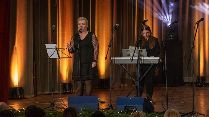 U Humu na Sutli upaljena prva županijska adventska svijeća