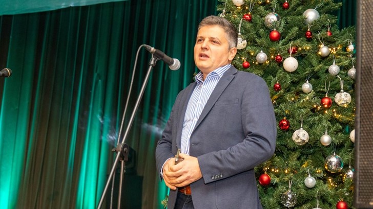 U Humu na Sutli upaljena prva županijska adventska svijeća