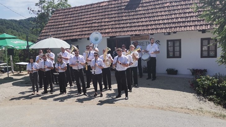 Otvorena zavičajna zbirka rudarstva u Strmcu Humskom