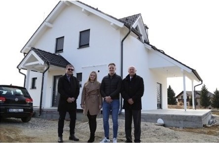 4 mlade obitelji dobile poticaj od 50.000 kuna