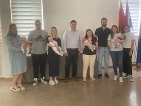 Prijem roditelja novorođenih Humčanki i Humčana