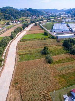 Gradi se nova državna cesta kroz poslovnu zonu koja će rasteretiti lokalnu i povećati sigurnost prometa